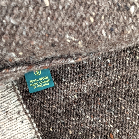 SOLD! Aran Sweater Market Hand Loomed Wool Sweater - Picture 8 of 8